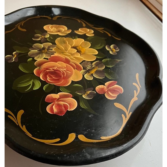 Handpainted Toleware Tray with Beautiful Yellow Blooms - Picture 5 of 10